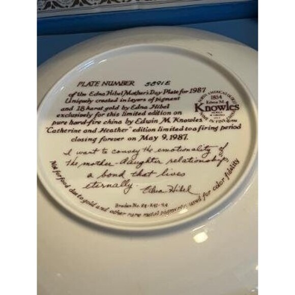 Vintage Mother's Day Plate 1987 Catherine & Heather in factory box. LE - Picture 5 of 9
